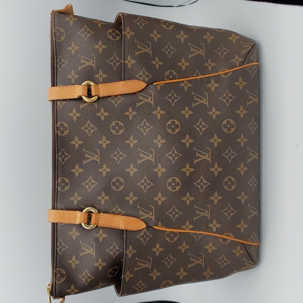 Louis Vuitton Monogram Totally MM